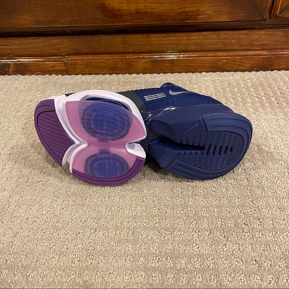 Women’s Nike Air Zoom SuperRep Sneakers - Picture 9 of 10